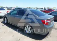 2014 Toyota CAMRY фото