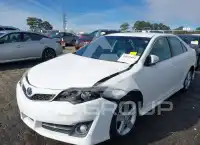 2014 Toyota CAMRY фото