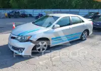 2014 Toyota CAMRY фото