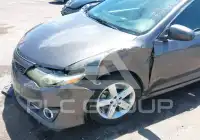 2014 Toyota CAMRY фото