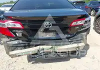 2014 Toyota CAMRY photo