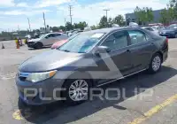 2014 Toyota CAMRY фото