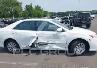 2014 Toyota CAMRY фото