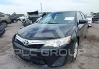 2014 Toyota CAMRY фото