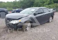 2014 Toyota CAMRY photo