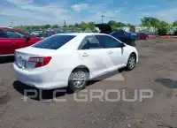 2014 Toyota CAMRY фото