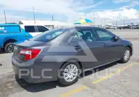 2014 Toyota CAMRY фото