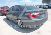 2014 Toyota CAMRY фото