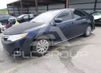 2014 Toyota CAMRY photo