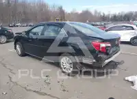 2014 Toyota CAMRY фото