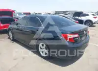 2014 Toyota CAMRY фото