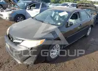 2014 Toyota CAMRY фото
