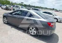 2014 Toyota CAMRY photo
