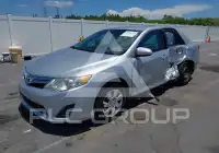 2014 Toyota CAMRY фото