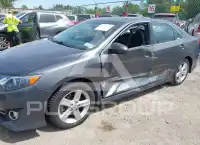 2014 Toyota CAMRY фото