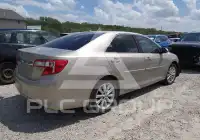 2014 Toyota CAMRY фото