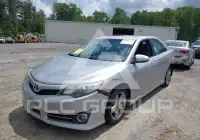 2014 Toyota CAMRY фото