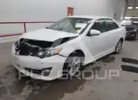 2014 Toyota CAMRY фото