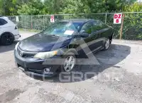 2014 Toyota CAMRY фото