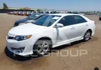 2014 Toyota CAMRY фото