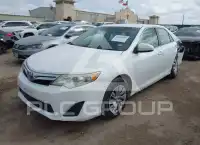 2014 Toyota CAMRY photo