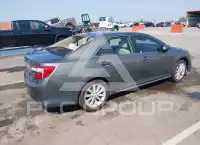 2014 Toyota CAMRY photo