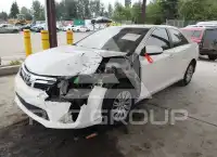 2014 Toyota CAMRY фото