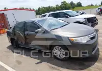 2014 Toyota CAMRY фото