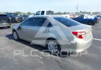 2014 Toyota CAMRY фото