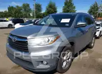 2014 Toyota Highlander фото