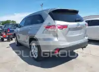 2014 Toyota Highlander photo