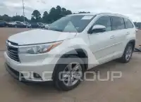 2014 Toyota Highlander photo