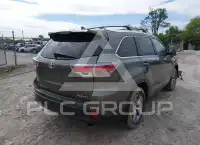 2014 Toyota Highlander photo