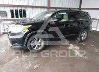 2014 Toyota Highlander photo