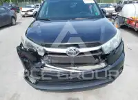 2014 Toyota Highlander photo