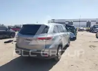 2014 Toyota Highlander photo