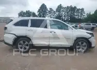 2014 Toyota Highlander photo
