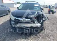2014 Toyota Highlander photo