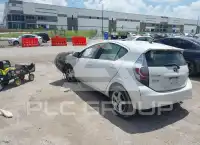 2014 Toyota PRIUS photo