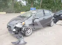 2014 Toyota PRIUS фото