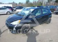 2014 Toyota PRIUS photo