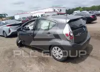 2014 Toyota PRIUS фото