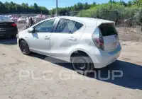 2014 Toyota PRIUS photo