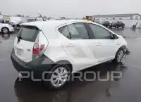 2014 Toyota PRIUS фото