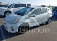 2014 Toyota PRIUS photo