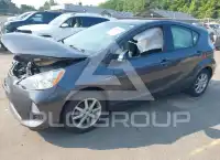 2014 Toyota PRIUS фото