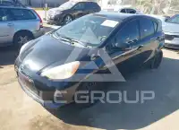 2014 Toyota PRIUS photo