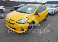 2014 Toyota PRIUS фото