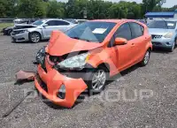 2014 Toyota PRIUS фото