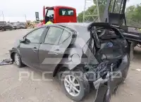 2014 Toyota PRIUS фото